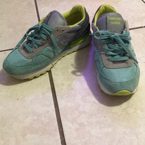 Sneakers - Picture 1 of 2